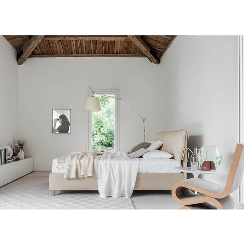 Max — view 1
