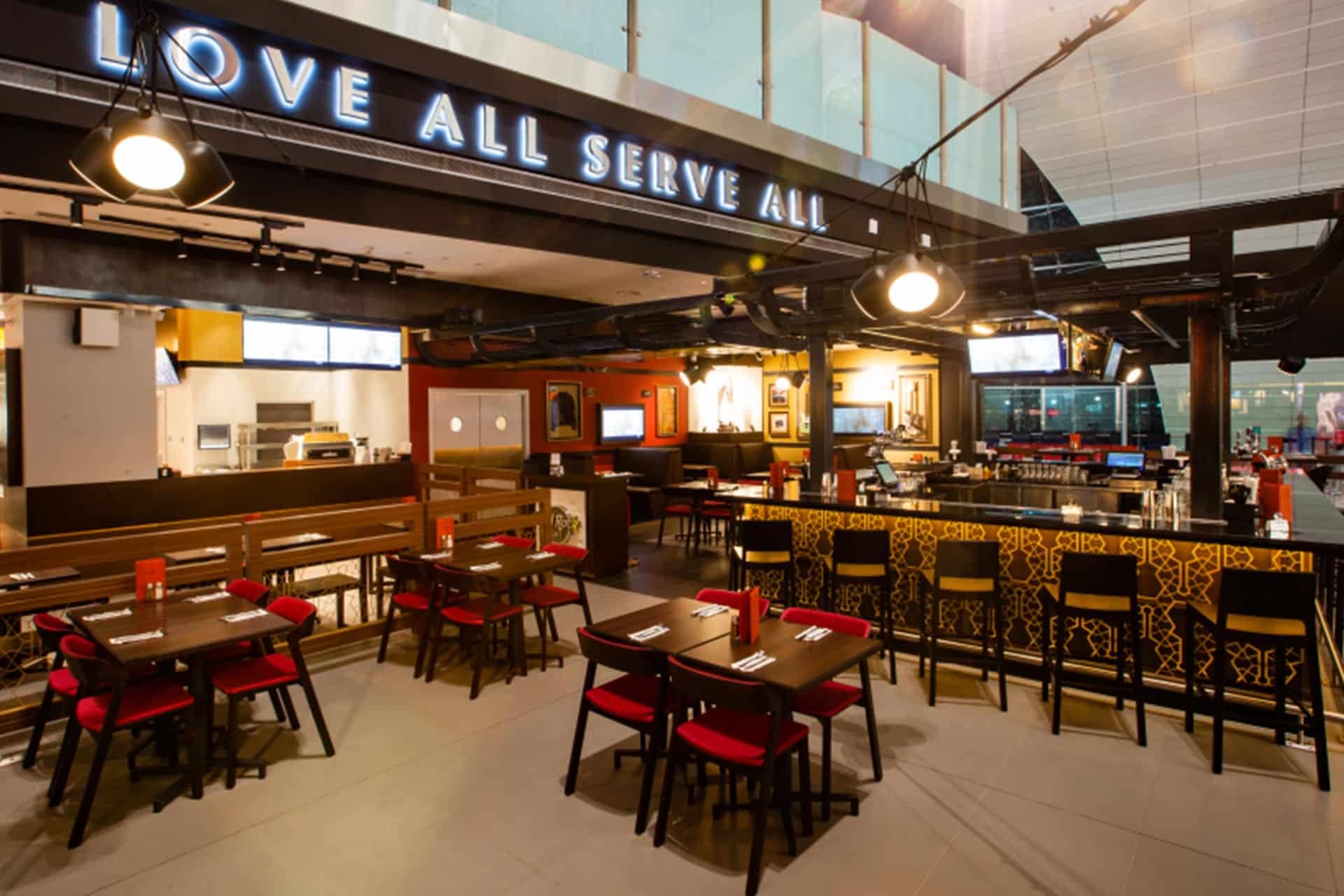 Hard Rock Cafe – Dubai Airport — photo 4