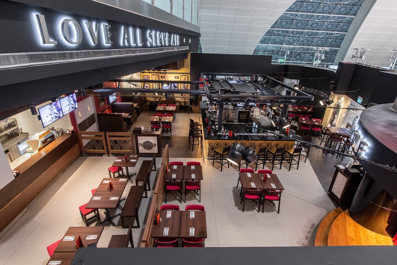 Hard Rock Cafe – Dubai Airport — photo 12