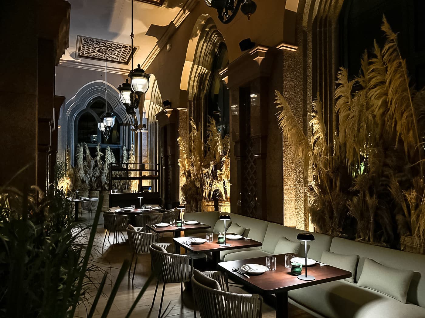 Strawfire By Ross Shonhan – Abu Dhabi