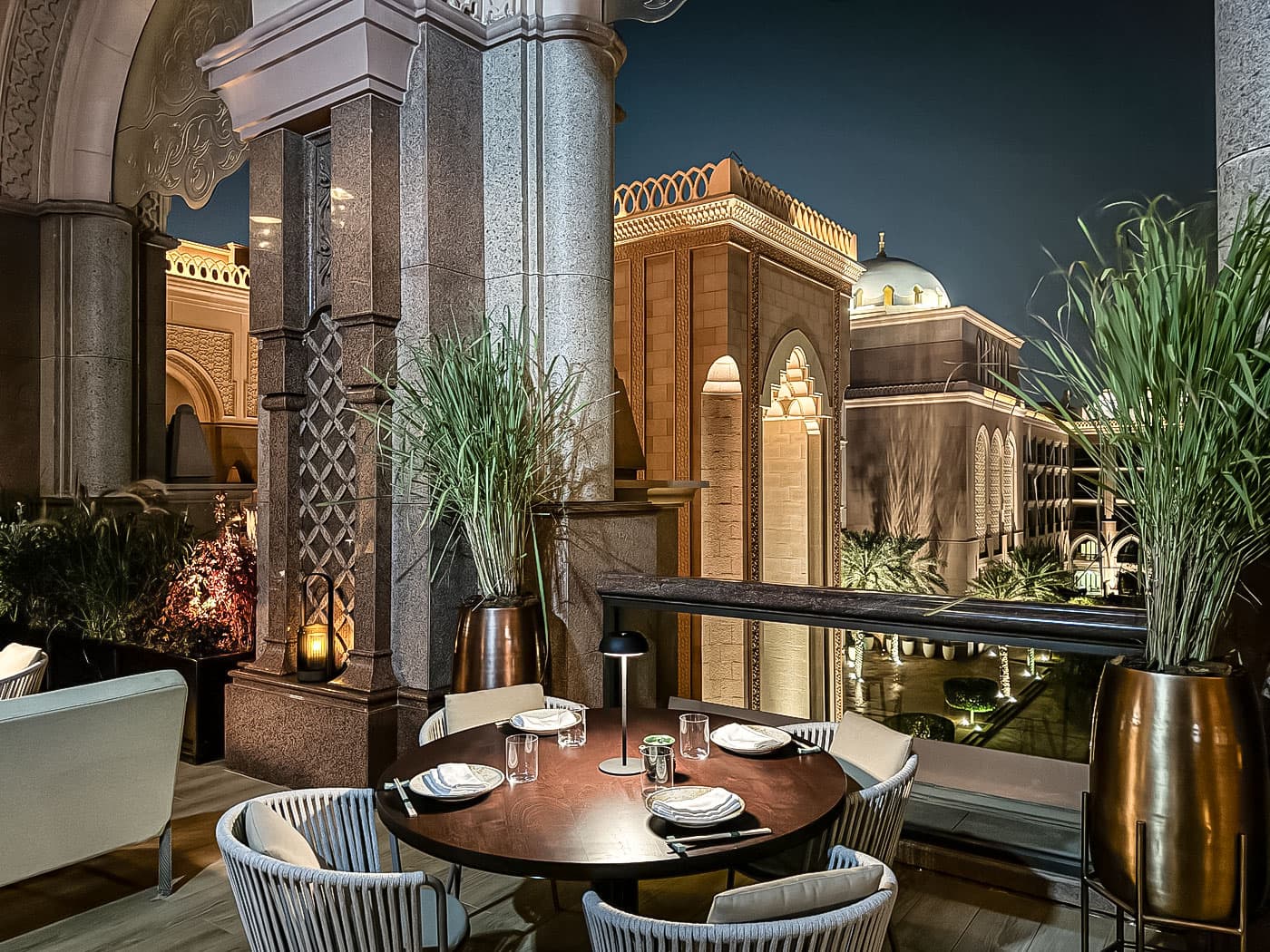 Strawfire By Ross Shonhan – Abu Dhabi — photo 3